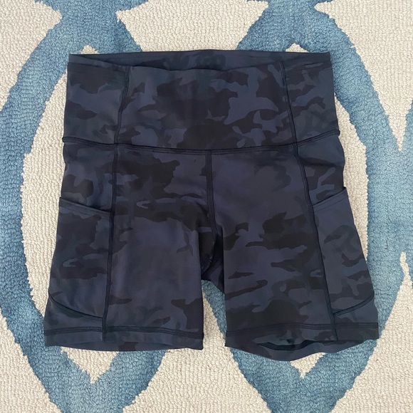 lululemon athletica Pants - Lululemon Fast and Free Short 6" Non-reflective